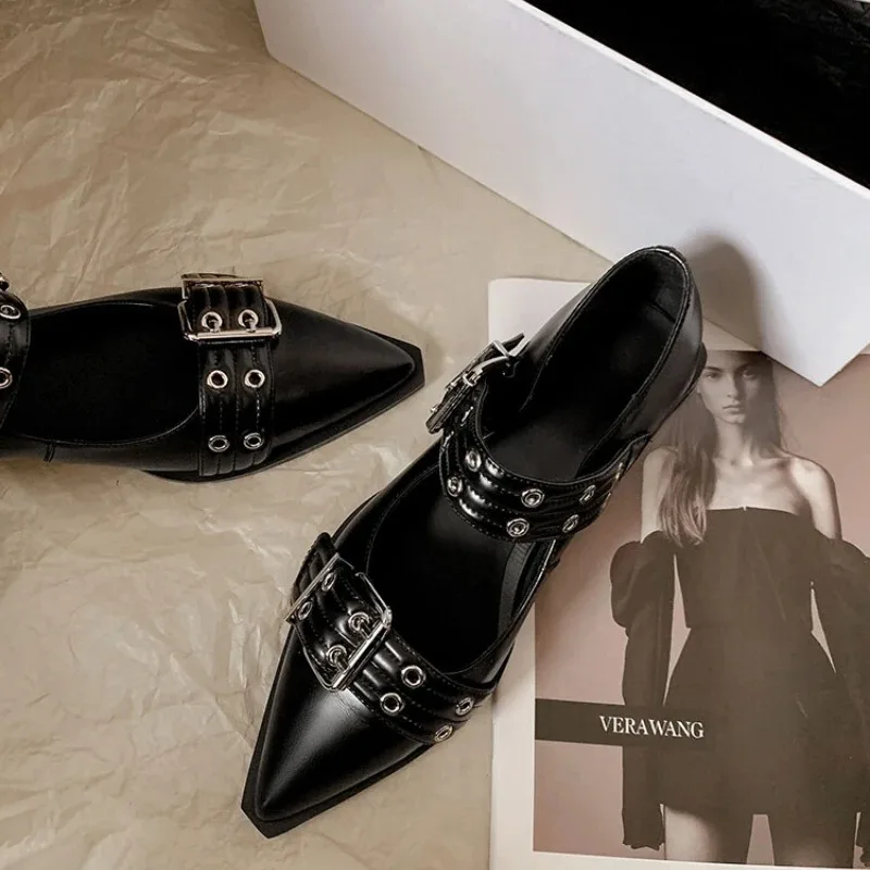 Casual Sandal Leather - 女性の靴デザイナーの高級ローヒールパンプスバックルファッションレディースフラット靴ミュールスリングバックポインテッドトゥカジュアルプラットフォームサンダル