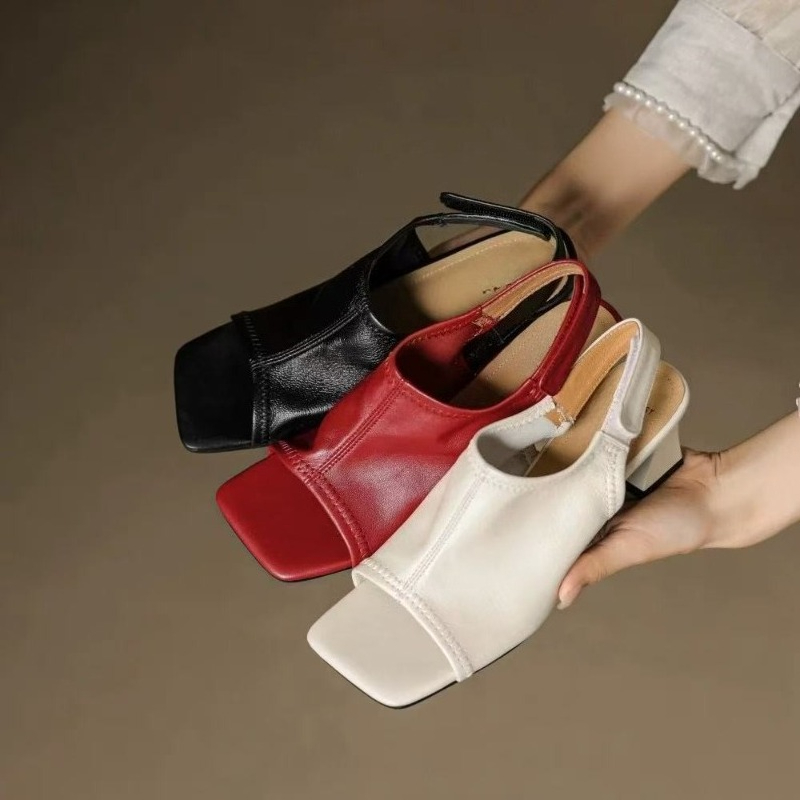 フランス風超ソフトレザー スクエアトゥ ローマンオープントゥ - Casual Sandal Leather のレビューと価格